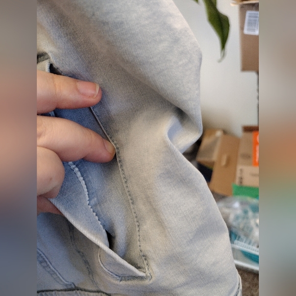 Isaac Mizrahi Light Live Blue Denim Jacket - Picture 4 of 5